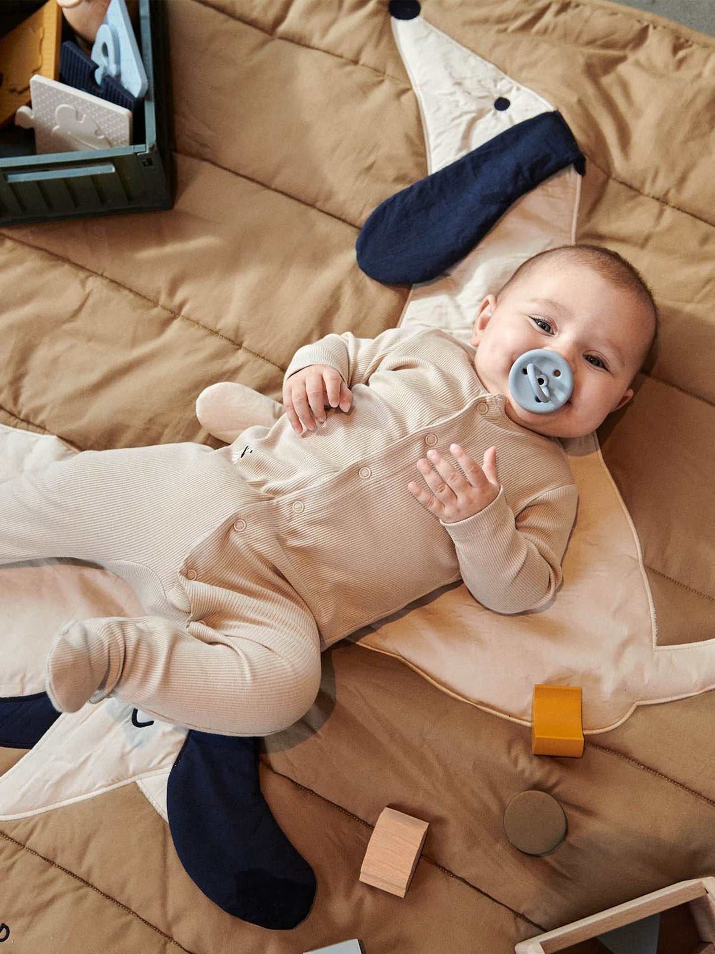 Tappeto beige per neonati con cani,Liewood,LW15034